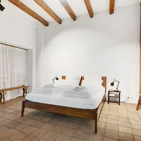 Loft Im Kuenstlerhaus * רייגל