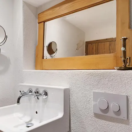 Loft Im Kuenstlerhaus דירה רייגל