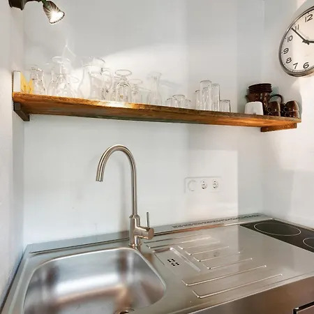 Loft Im Kuenstlerhaus * Ригель